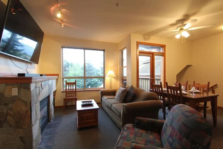2 Bedrooms Standard Family room