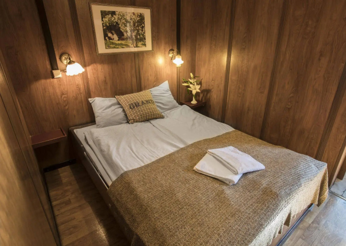 Anedin Hostel