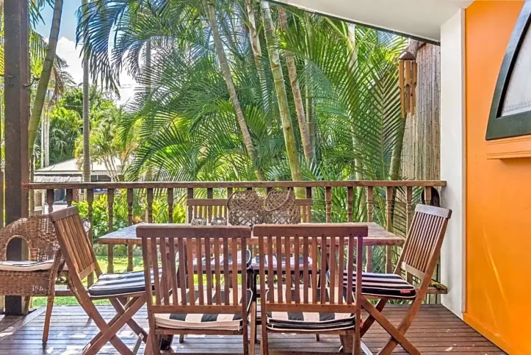 4 Bedrooms Cottage