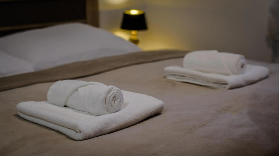 Four Seasons Apartment - FREE PARKING