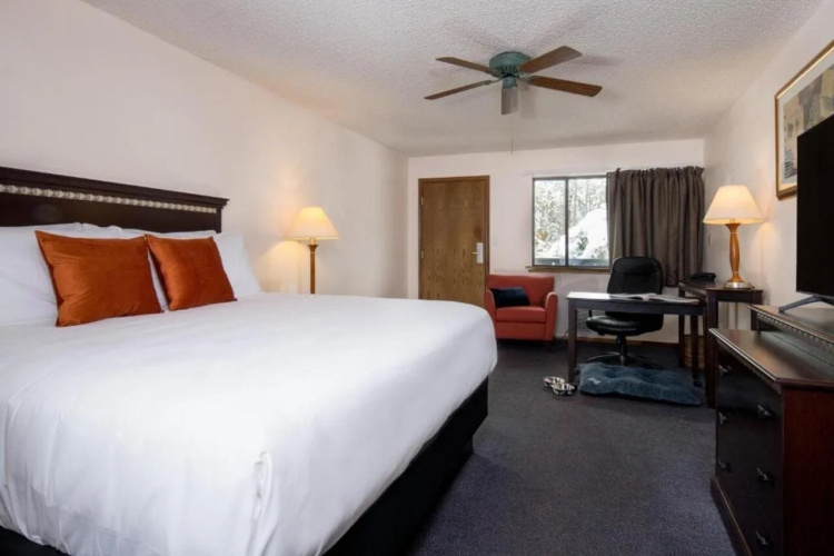Estes Village Inn