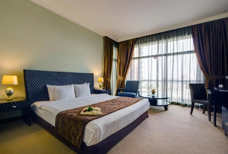 Deluxe King Suite