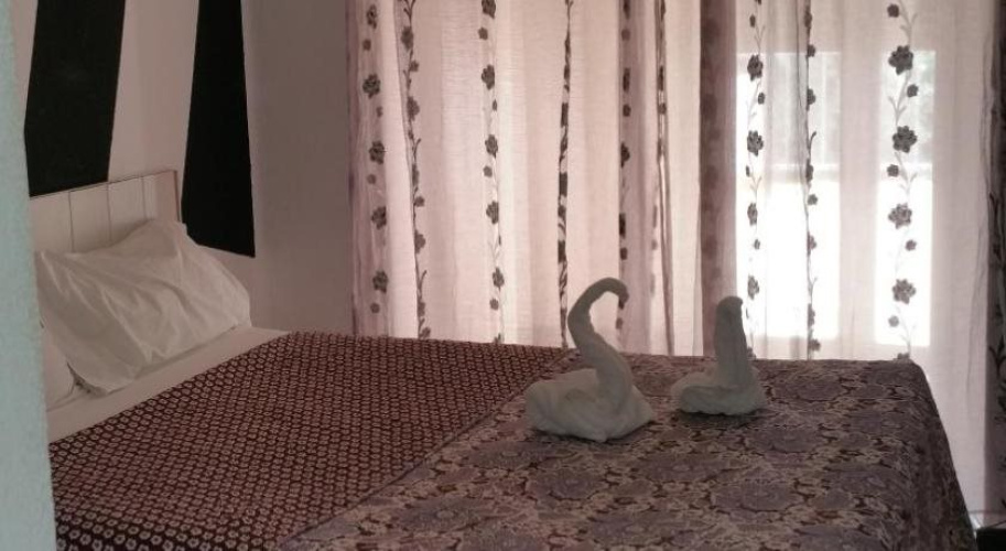 Hostal Lima
