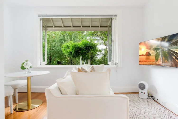 Cosy Inner West Studio With Courtyard