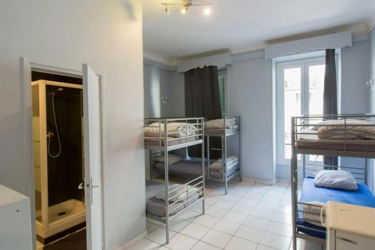 Pastoral - Hostel