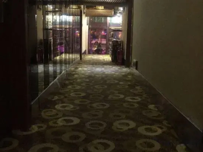 Shuaixiang Express Hotel