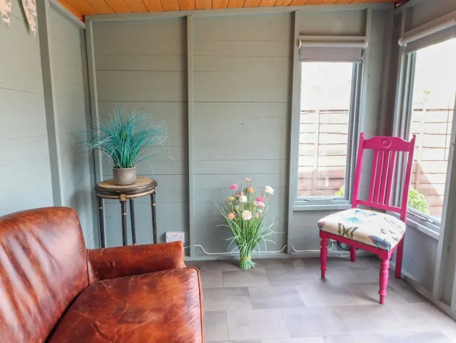 3 Cowper Place