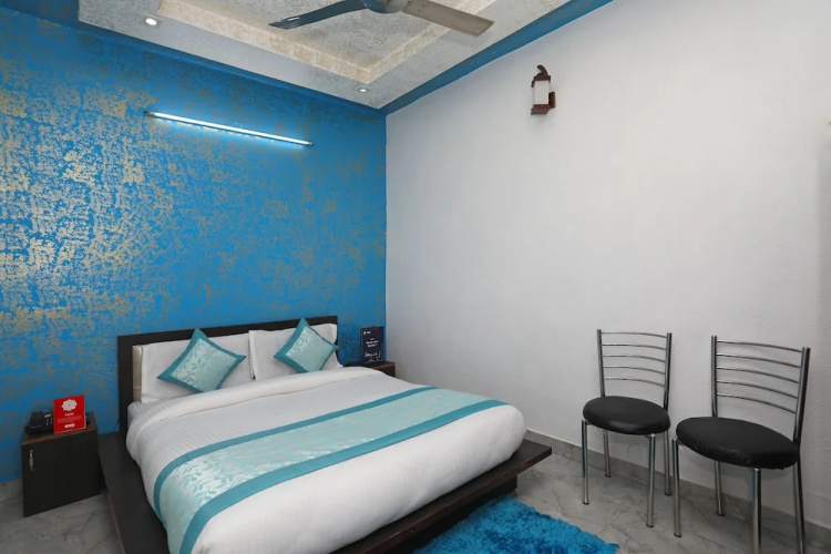 OYO 10667 Prakash Guest House