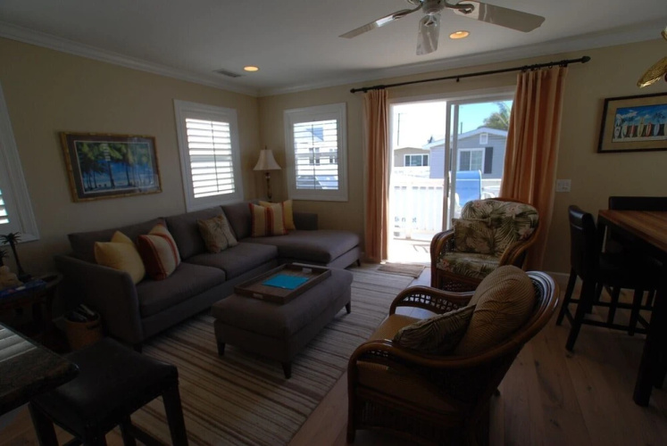 33rd St 68149 by RedAwning