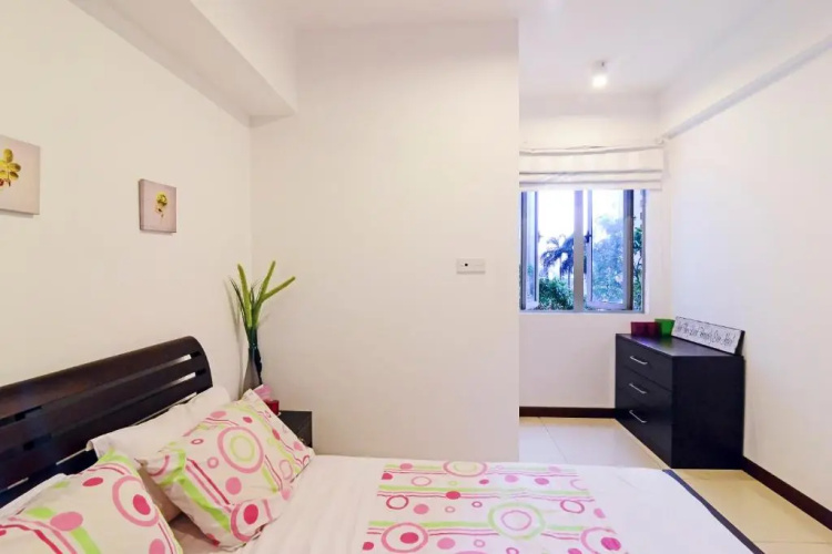 On 320 Apartment