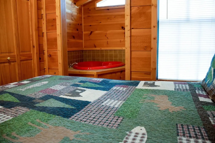 SOUTHERN NITES - 1 Br Cabin