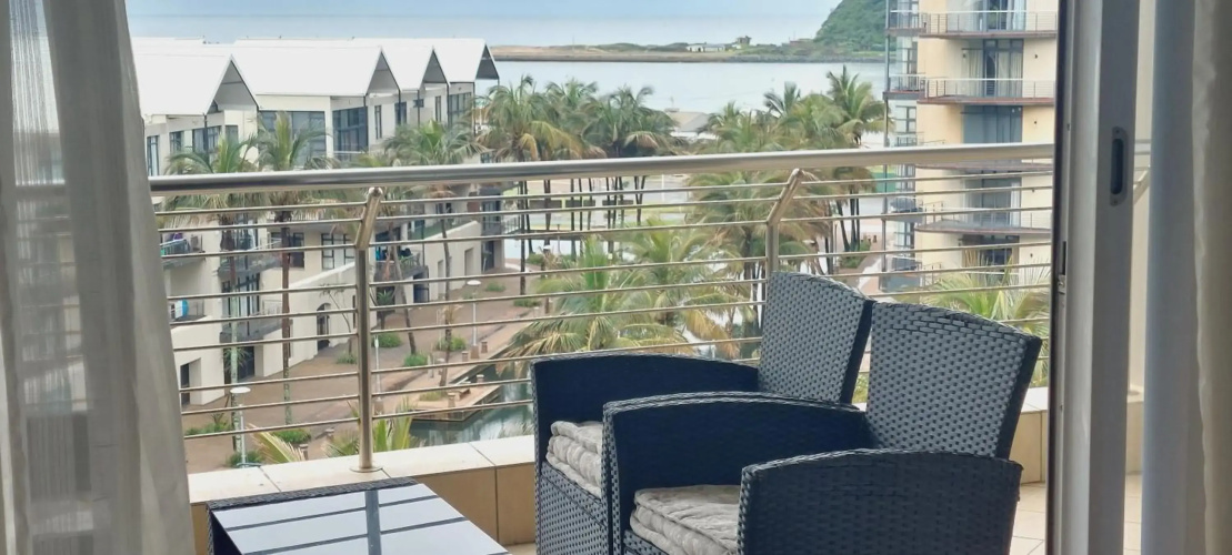 Luxurious Beach Apartment - The Sails