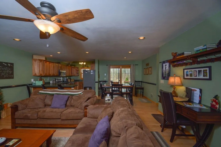 Sparky's Lodge by Taylor Made Deep Creek