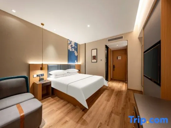 Standard Double room with courtyard view