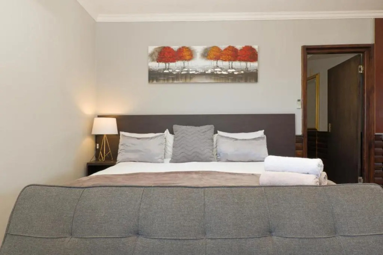 Royal Palms Guest House