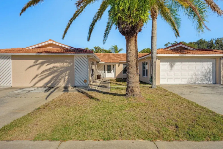 Great for Digital Nomads! Spacious Home in Largo
