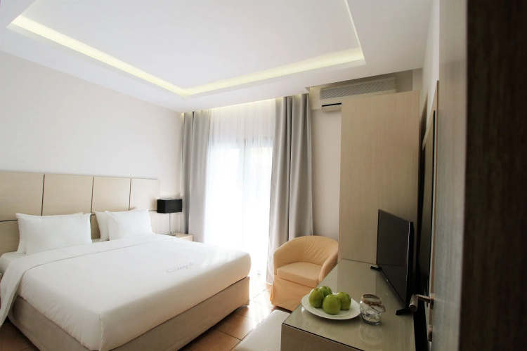 Akrogiali Exclusive Hotel - Adults Only
