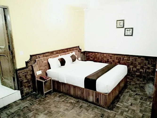 Hotel Rajhans