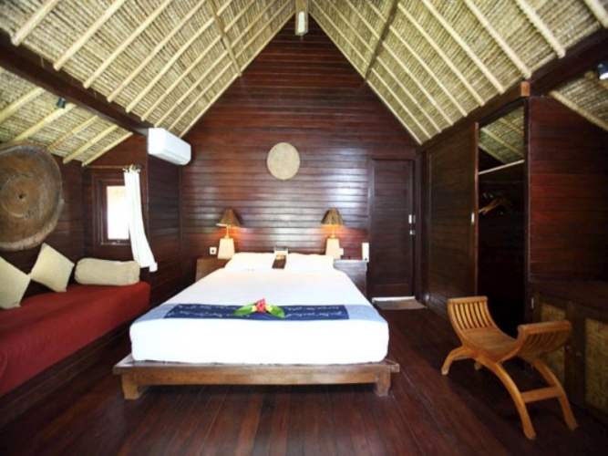2 Bedrooms Bungalow