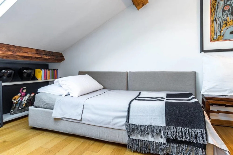 ALTIDO Lovely Mansard