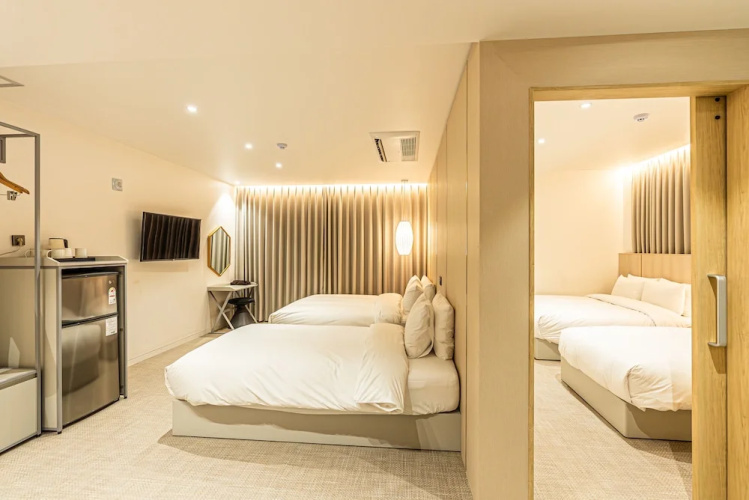 Benikea Crystal Hotel