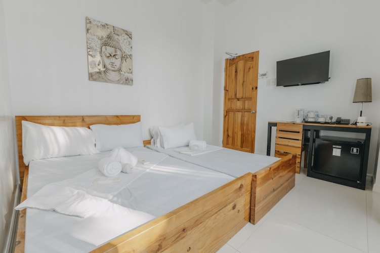 Deluxe Triple room