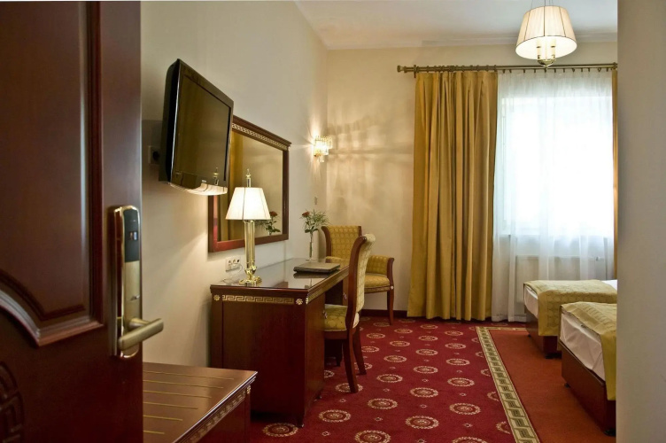 Hotel Holiday Park