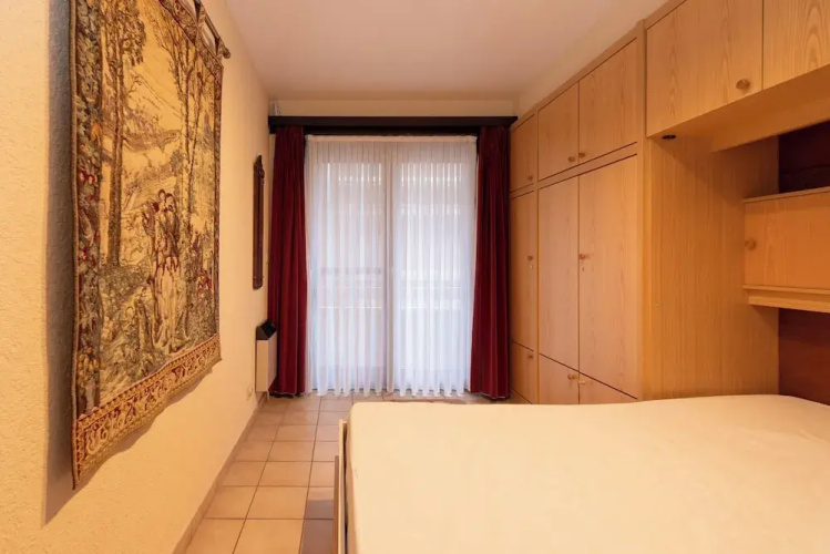Apartment in Middelkerke With Beach Views