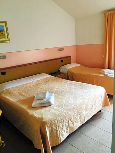 Master Hotel