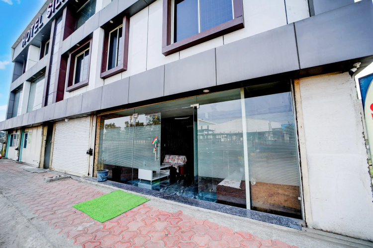 Hotel Silver Moon