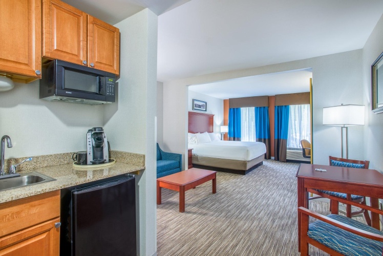 Quadruple Suite