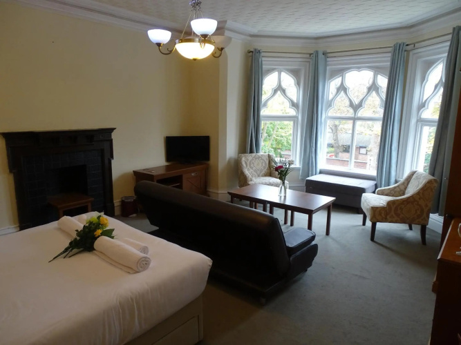 Rampant Lion Hotel