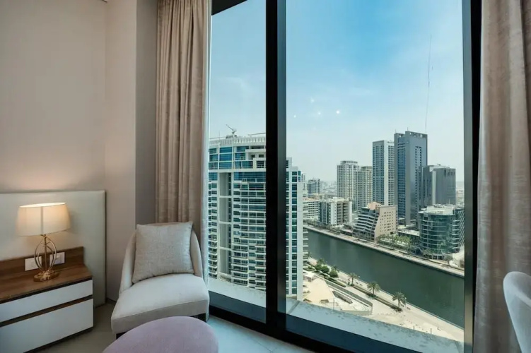 Beachfront 1BR Jumeirah Gate Tower 1