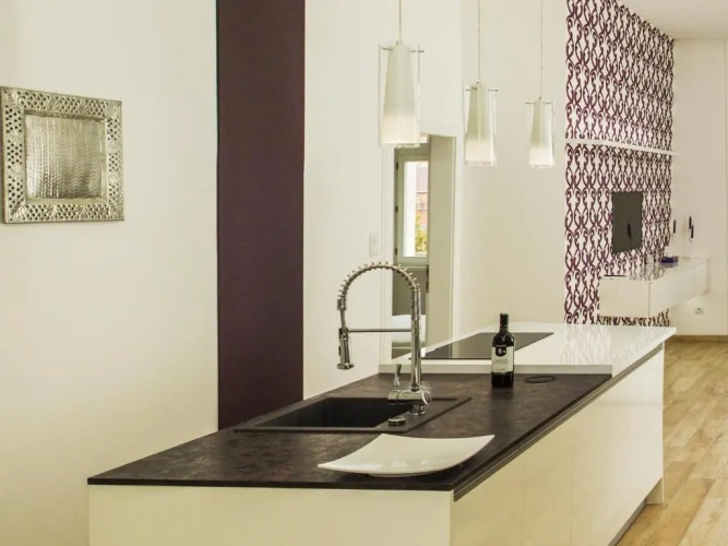 1 Bedroom Luxury Apartment with balcony and with view