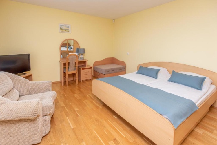 Comfort Triple room