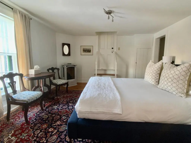 Woodbourne Inn
