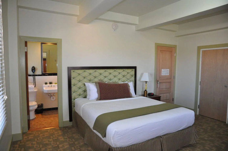 Murray Hotel