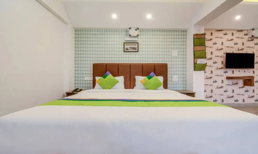 Treebo Iris Suites