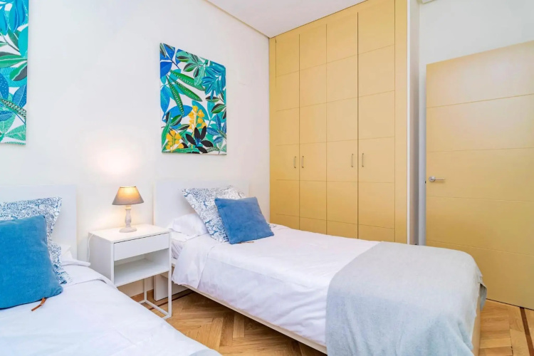 Velazquez Suites