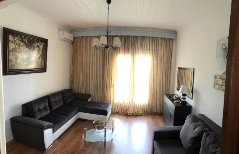 Evmorfias House