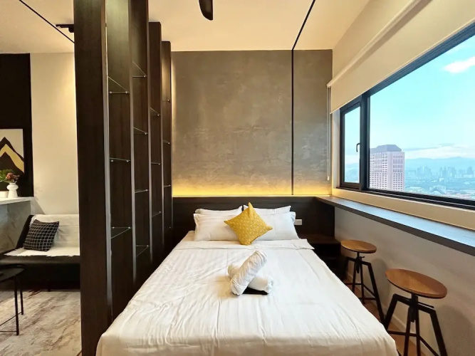 Chambers Residence by Manhattan Group
