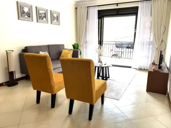 Cozy 2-bedroom Apartment within city limits.