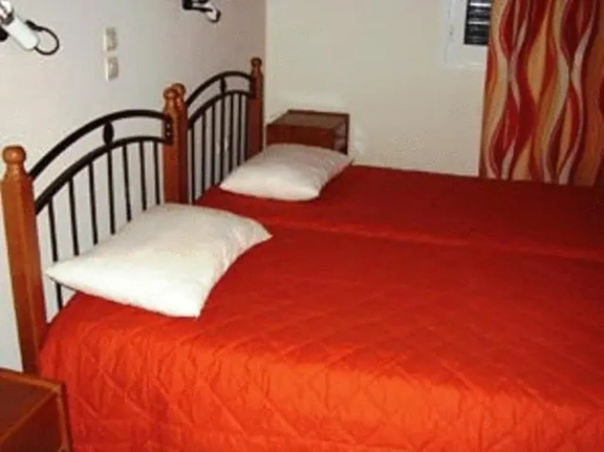 2 Bedrooms Cottage