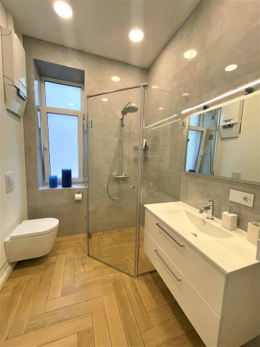 2 Bedrooms Apartment with balcony and with city view
