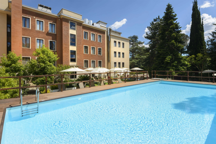 Occidental Aurelia (Ex-Esh Executive Style) photo 16