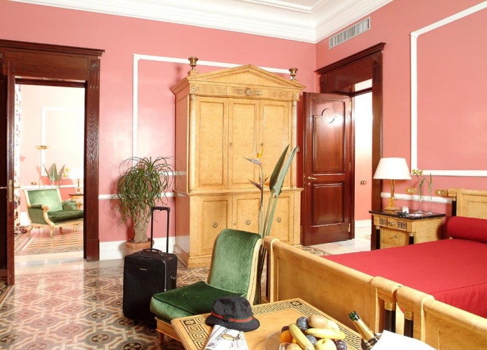 Double Suite
