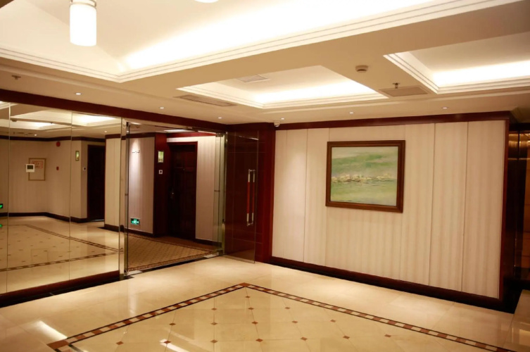 New Regent Hotel