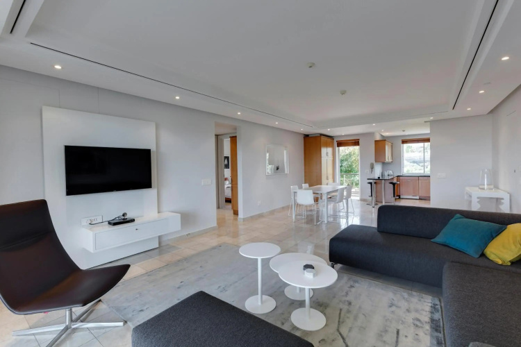 401 Apartment