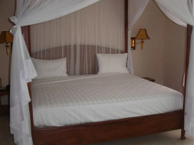 Sunny Golf Hotel