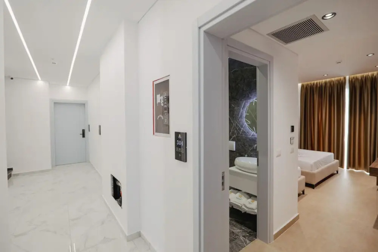 Sunlight Hotel